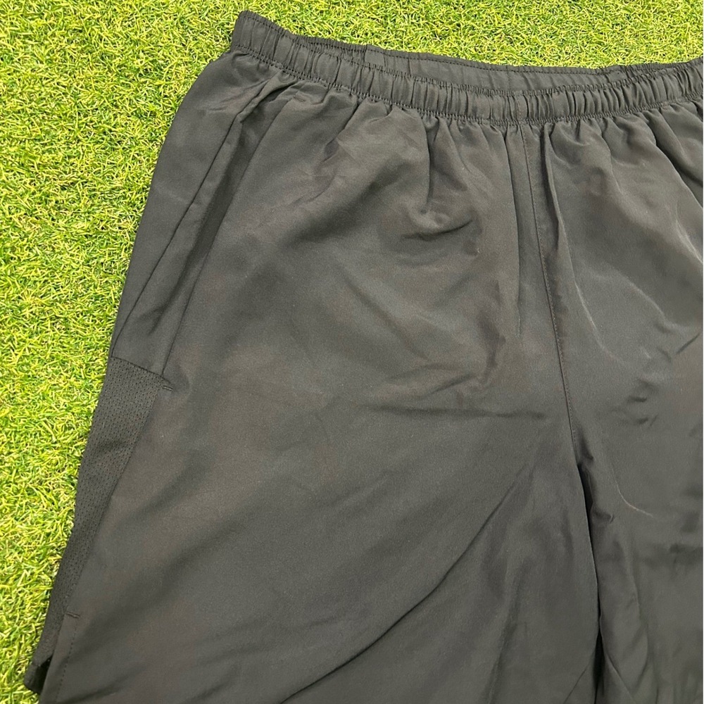 Nike Mens Dri-FIT Running Shorts Black 5 Inch Inseam Size Medium Pockets - Picture 2 of 7